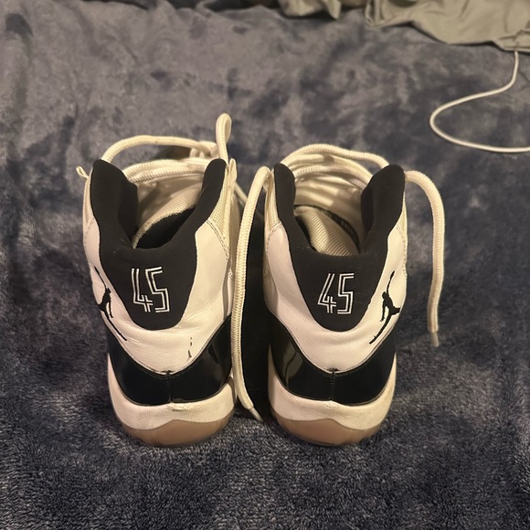 Jordan 11 Concord - Picture 4 of 4